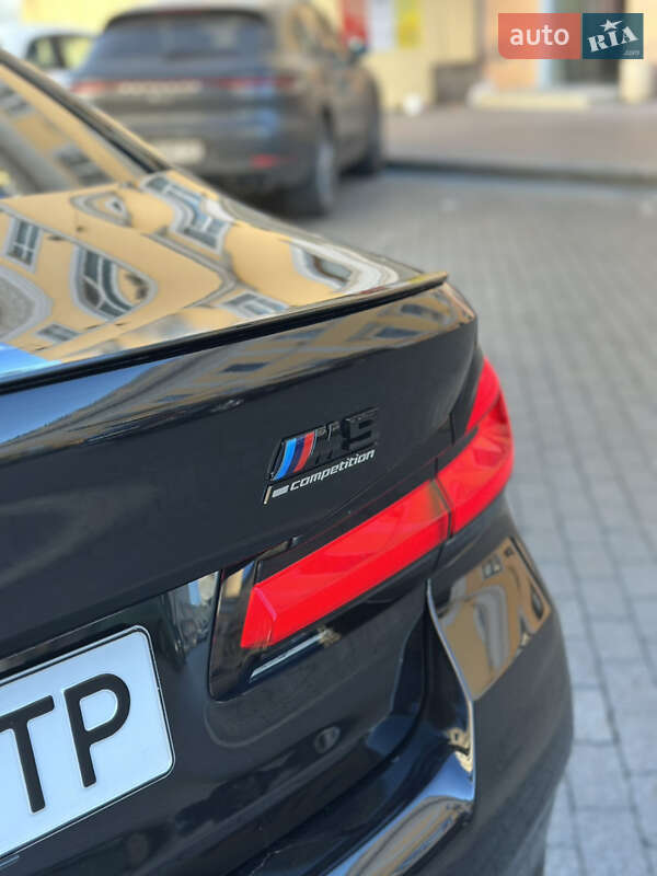 Седан BMW M5 2021 в Одесі