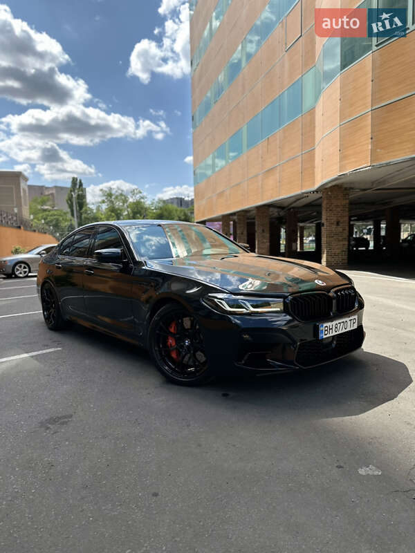 Седан BMW M5 2021 в Одесі