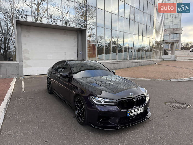 Седан BMW M5 2023 в Одессе