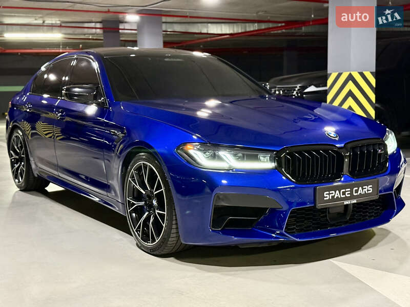Седан BMW M5 2021 в Киеве