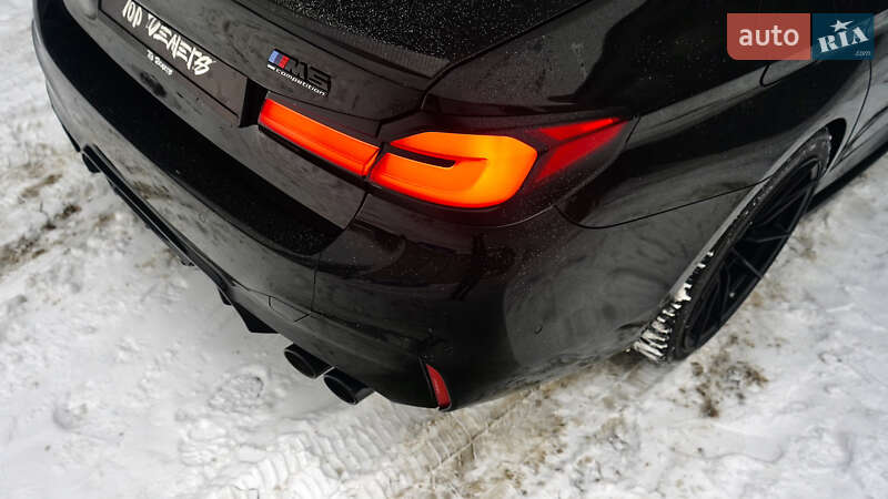 Седан BMW M5 2019 в Львове