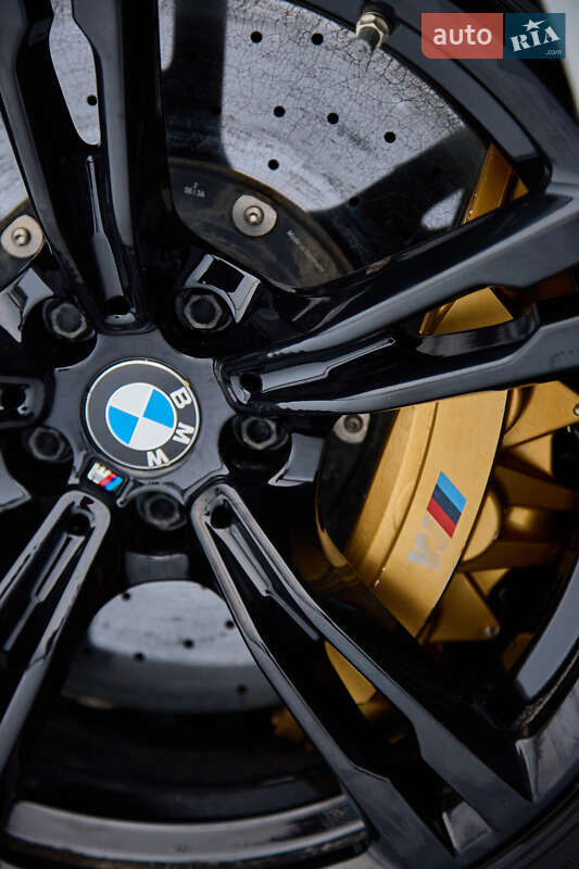 Седан BMW M5 2020 в Полтаве