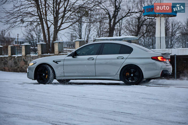 Седан BMW M5 2020 в Полтаве