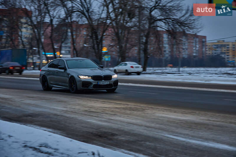 Седан BMW M5 2020 в Полтаве