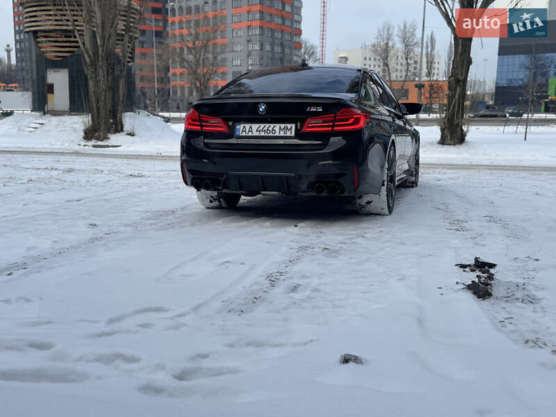 Седан BMW M5 2019 в Киеве