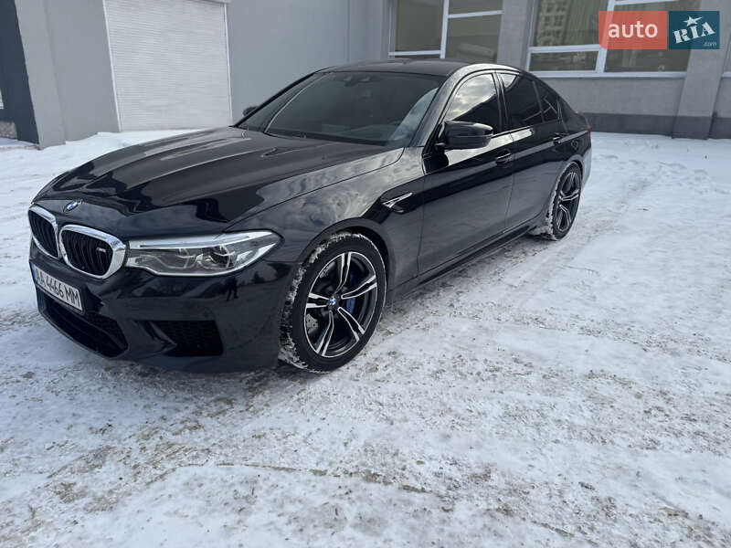 Седан BMW M5 2019 в Киеве