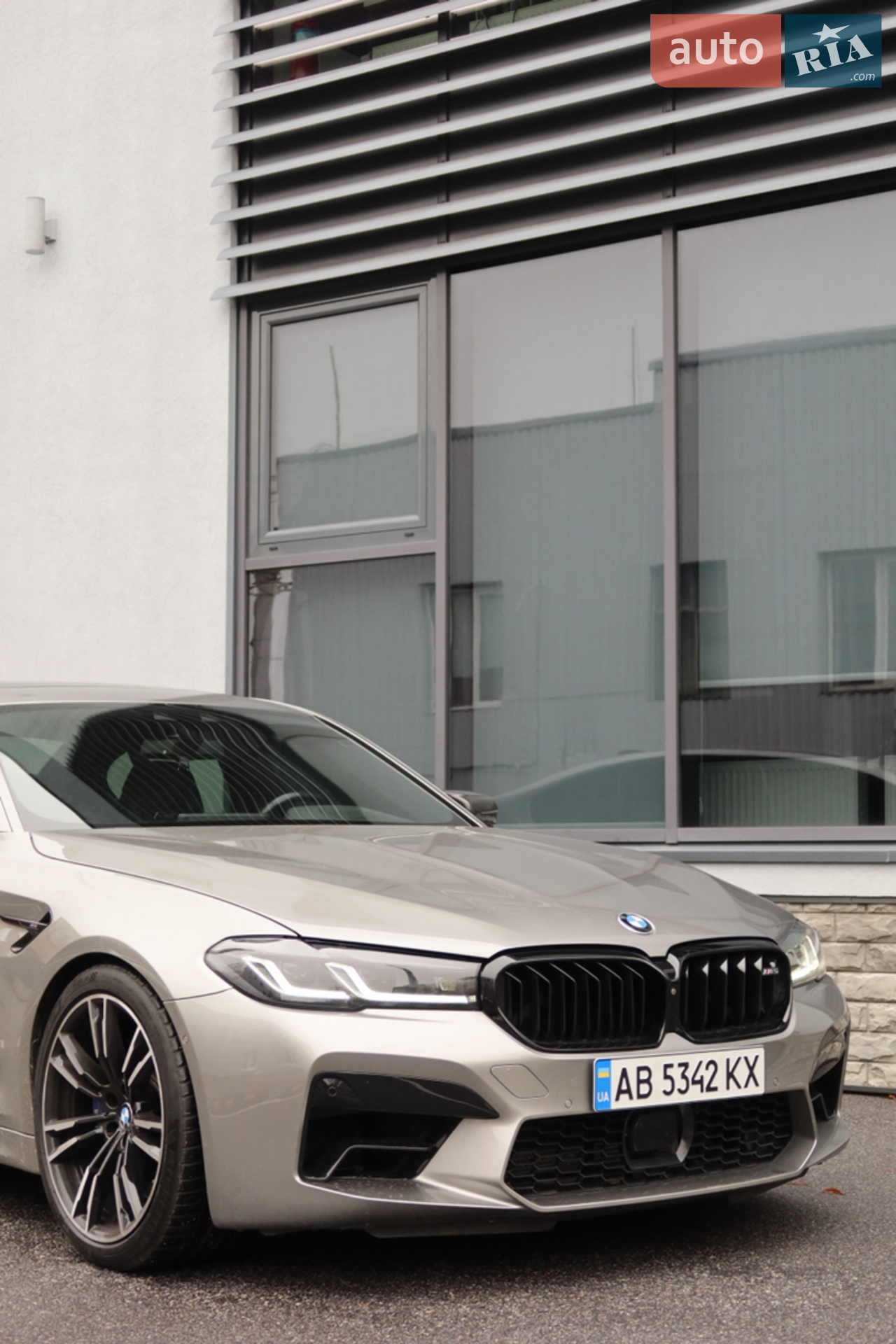 2019 BMW M5 - мініатюра 2
