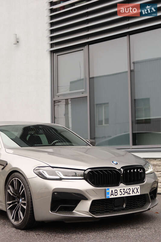 Седан BMW M5 2019 в Виннице
