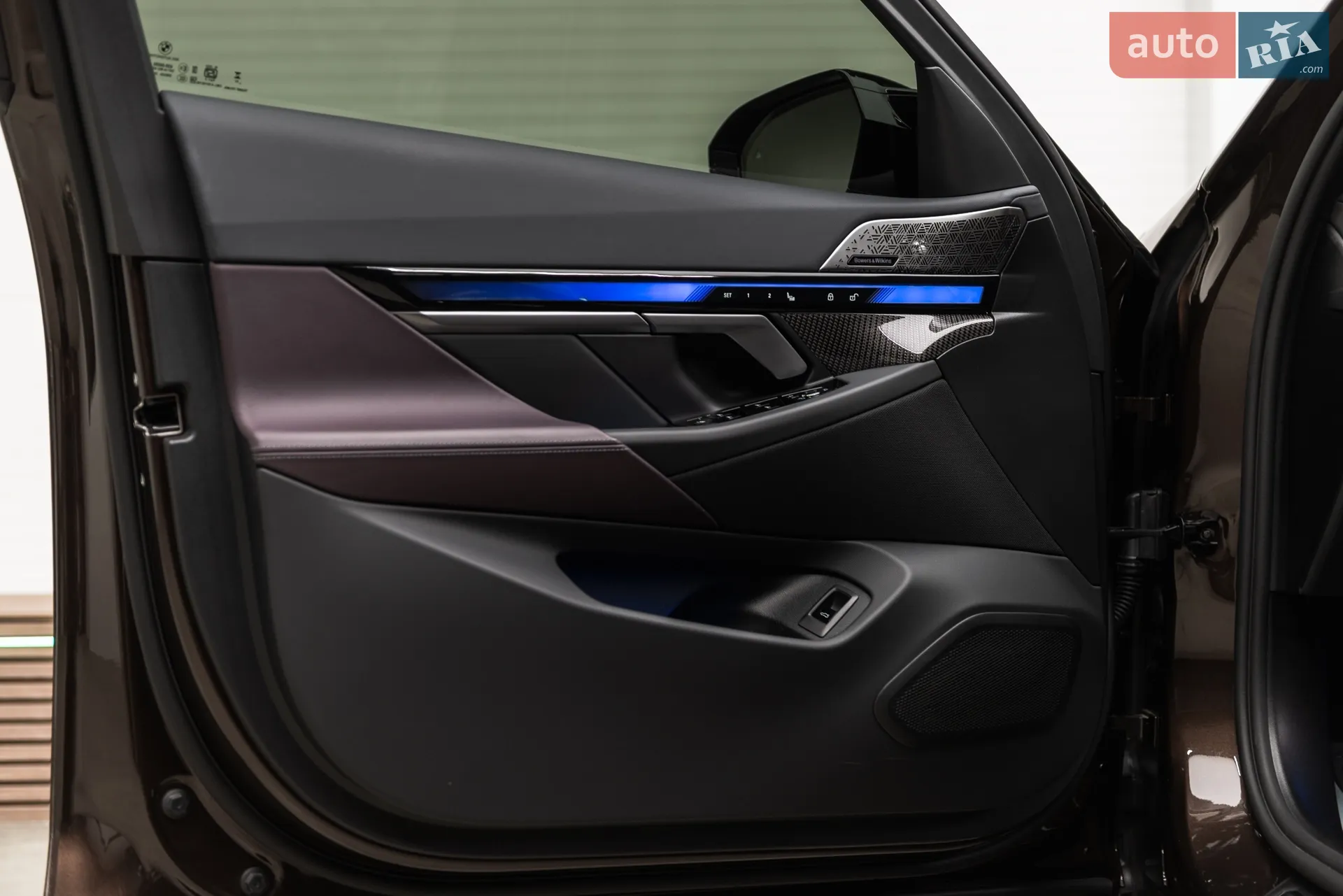 2025 BMW M5 - мініатюра 27