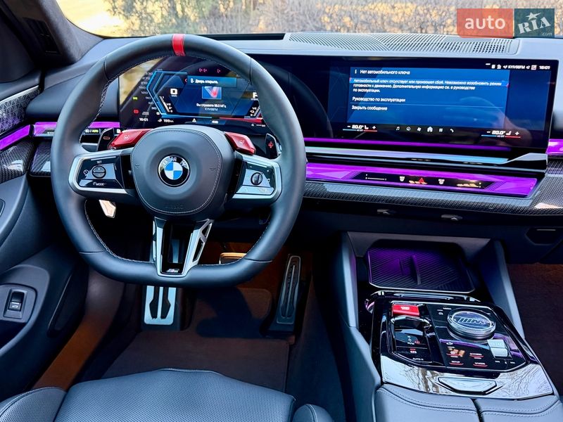 Седан BMW M5 2024 в Киеве