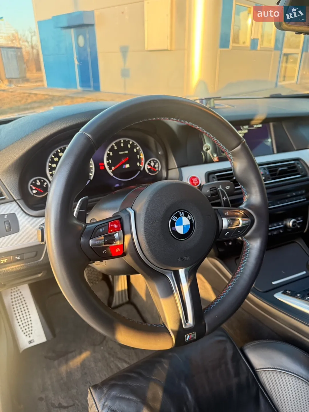 2013 BMW M5 - мініатюра 29