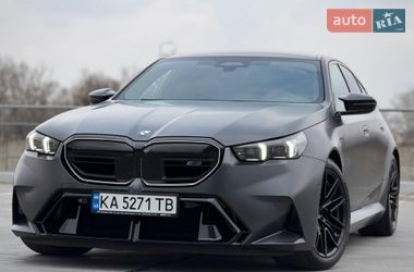 Седан BMW M5 2024 в Киеве