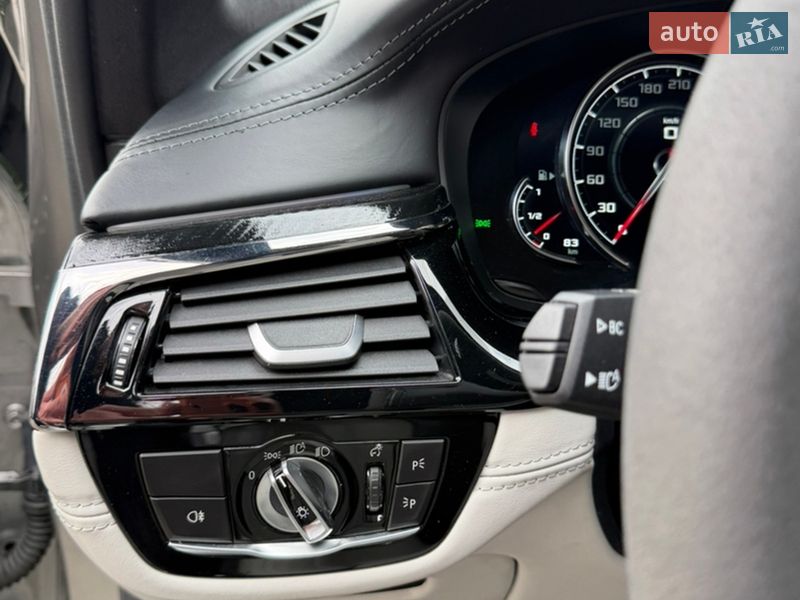 Седан BMW M5 2019 в Хмельницком