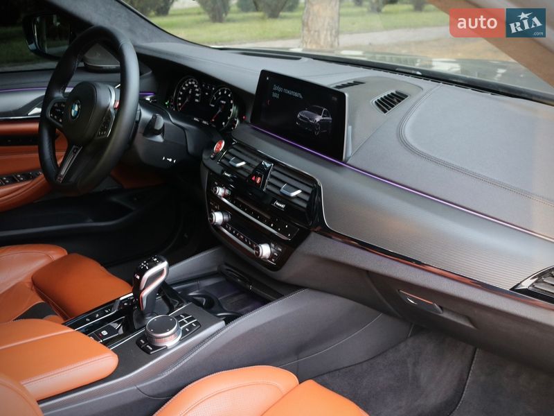 Седан BMW M5 2019 в Одесі