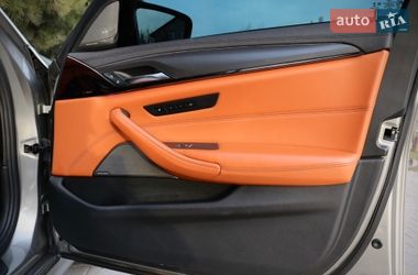 Седан BMW M5 2019 в Одесі
