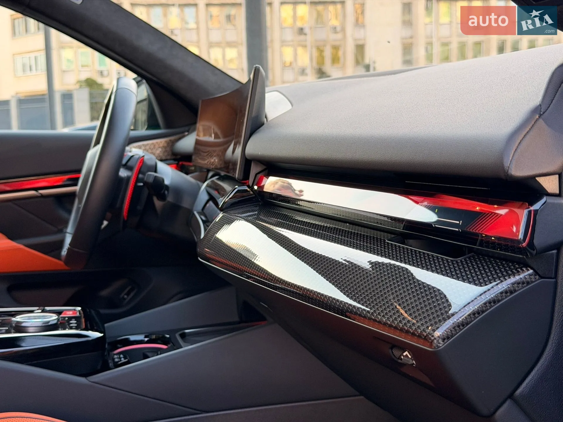 2024 BMW M5 - мініатюра 47