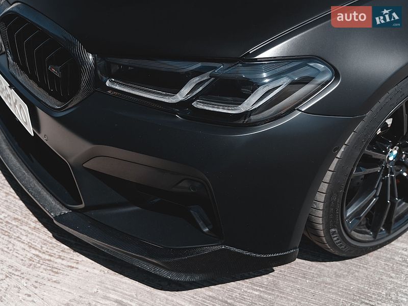 Седан BMW M5 2021 в Киеве