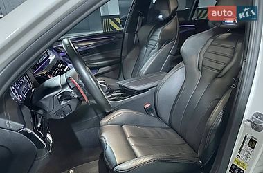 Седан BMW M5 2019 в Киеве