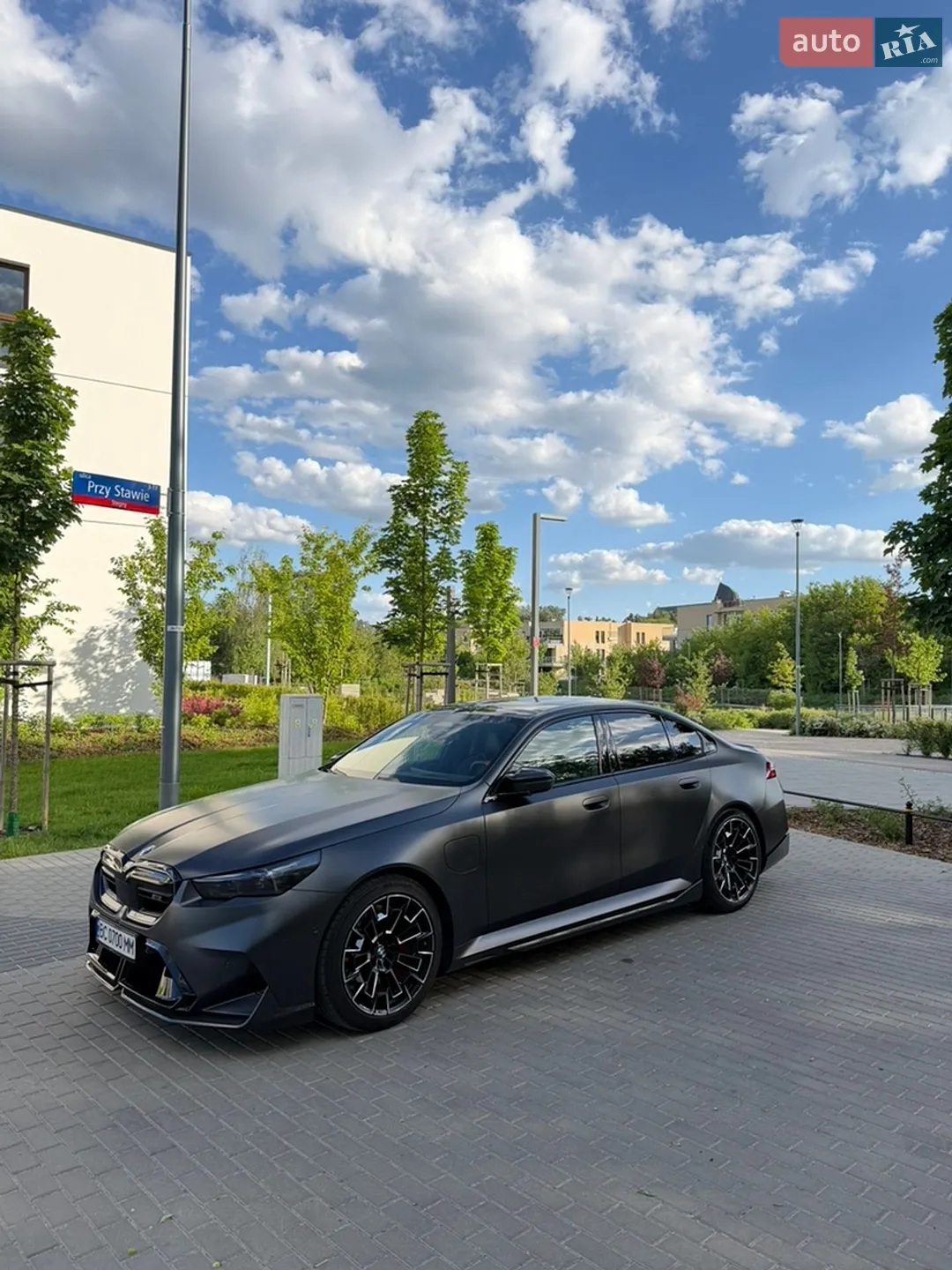 2024 BMW M5 - мініатюра 5