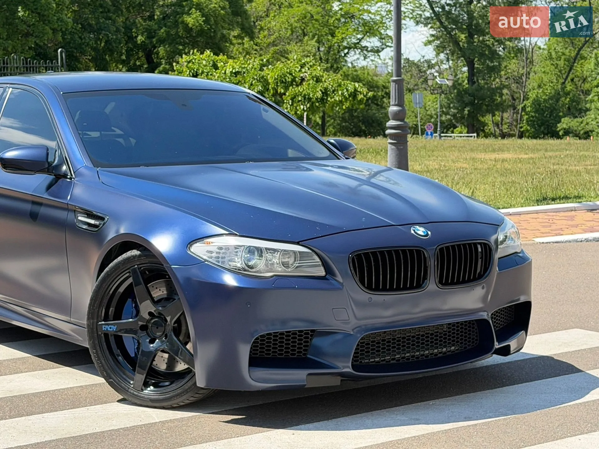 2012 BMW M5 - мініатюра 3