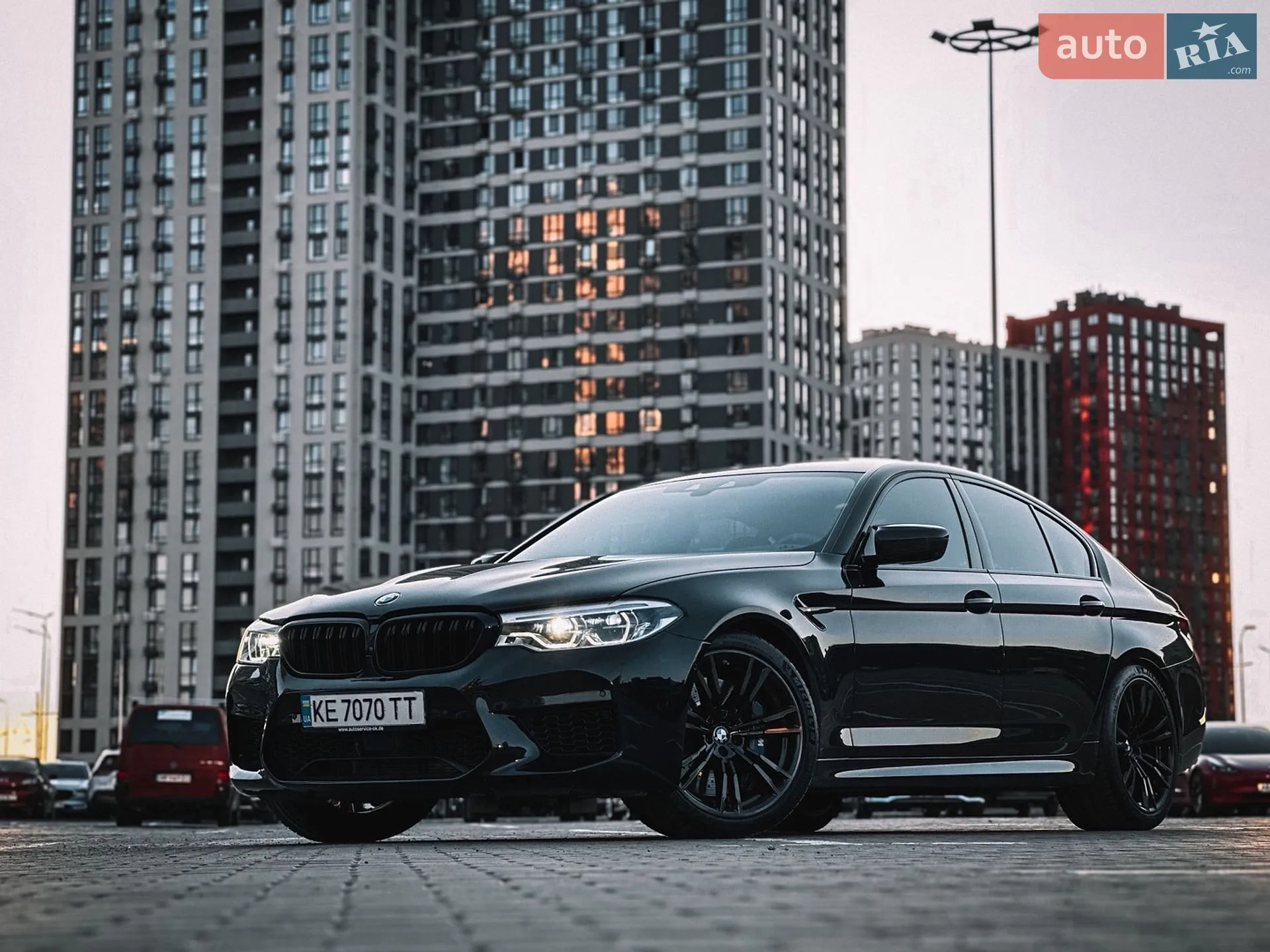 2019 BMW M5 - фото 1