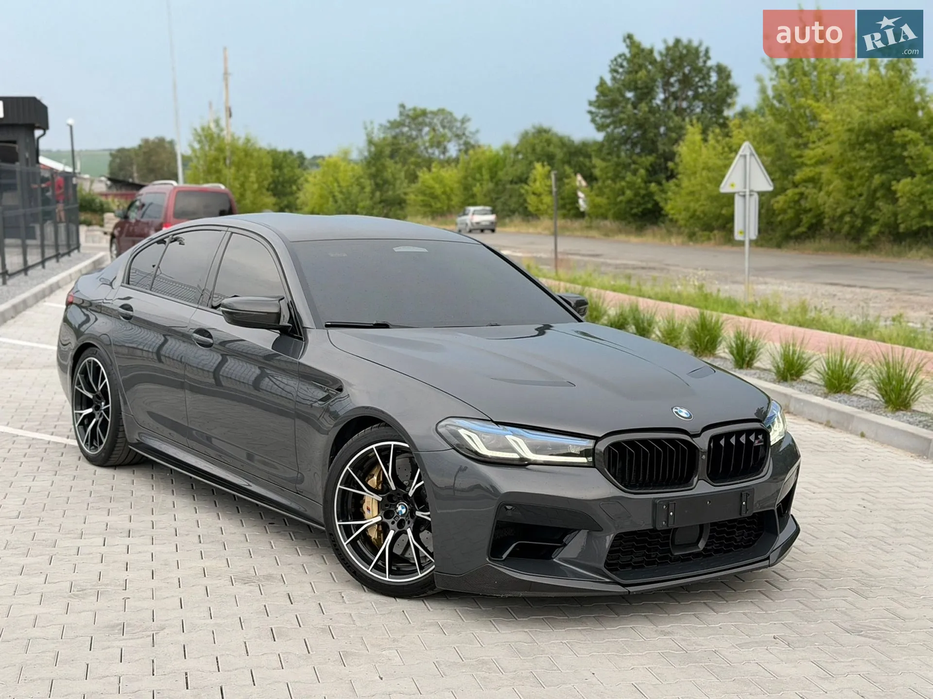 2020 BMW M5 - мініатюра 2