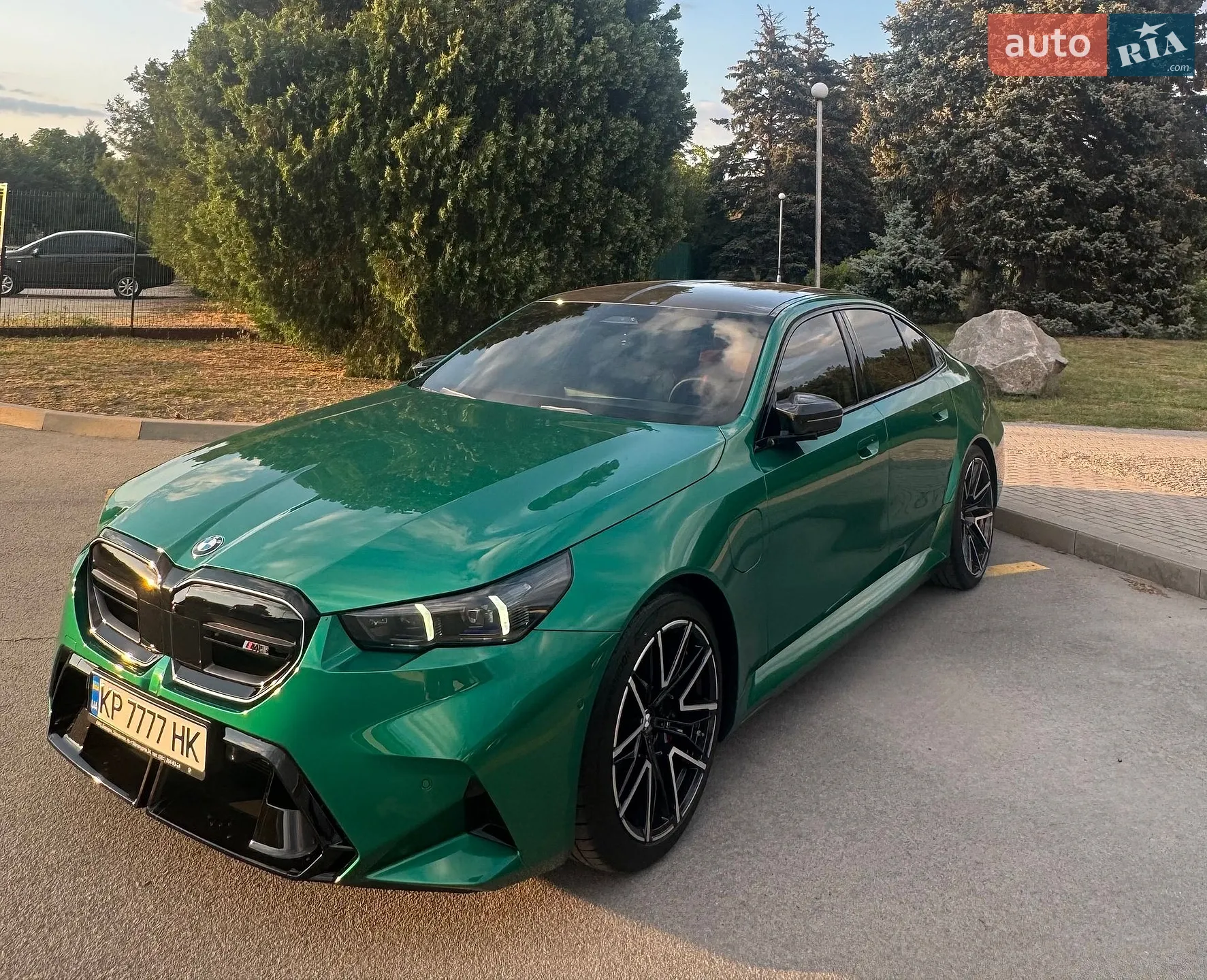 2025 BMW M5 - фото 1