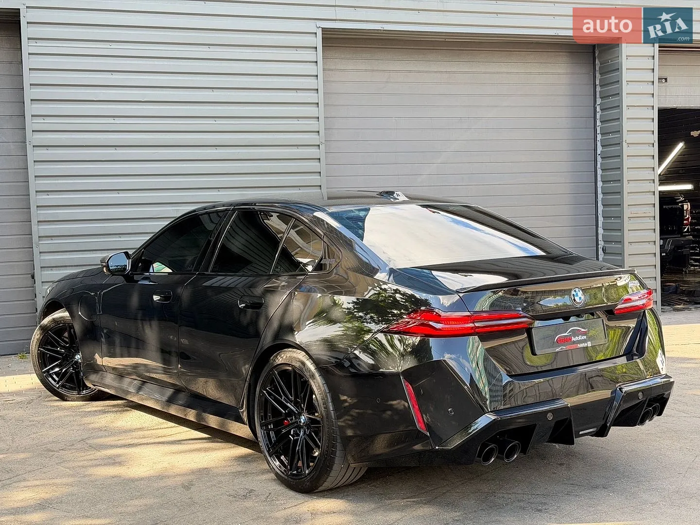 2024 BMW M5 - мініатюра 10