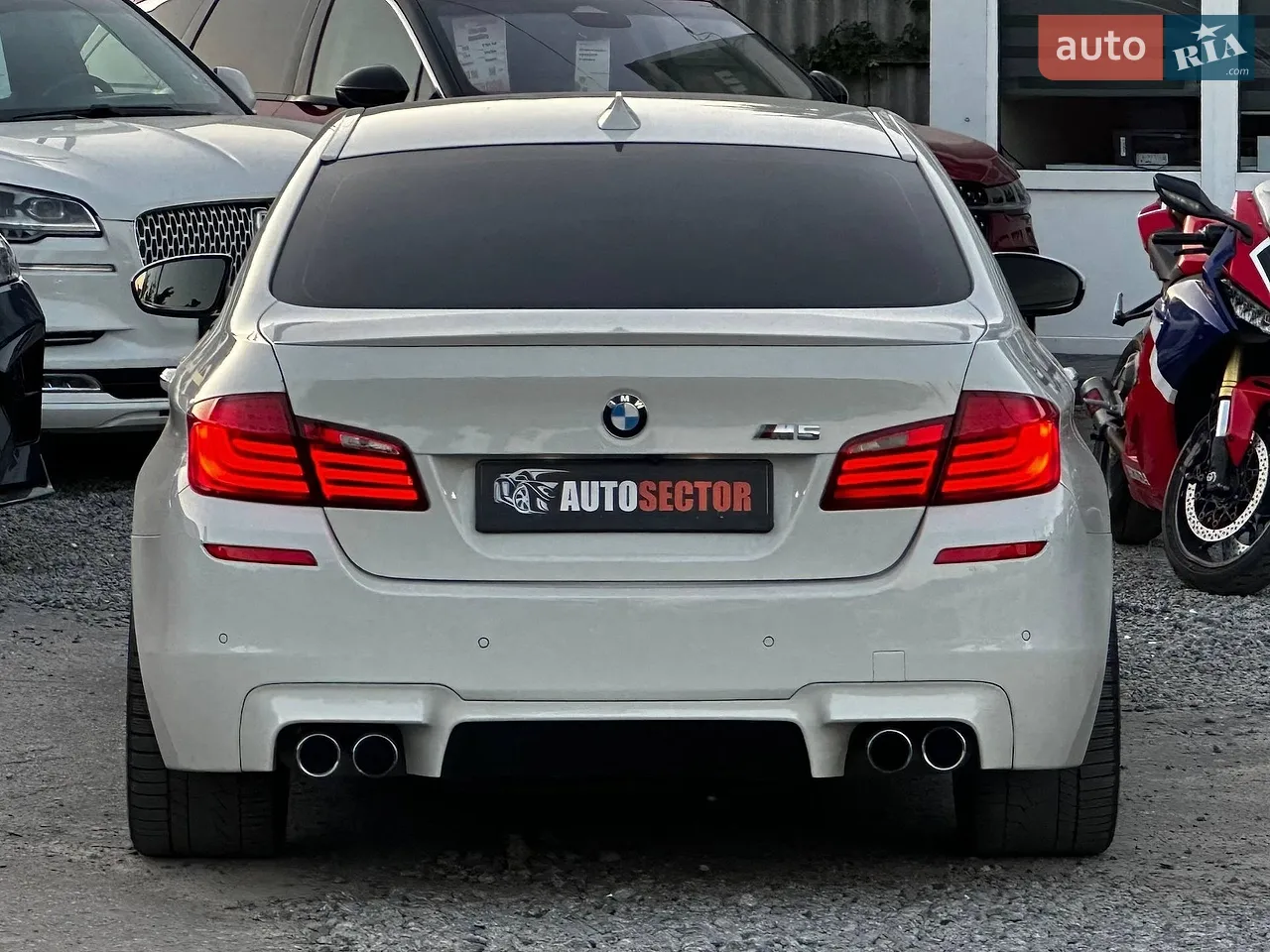 Седан BMW M5 2012 в Харкові фото 12