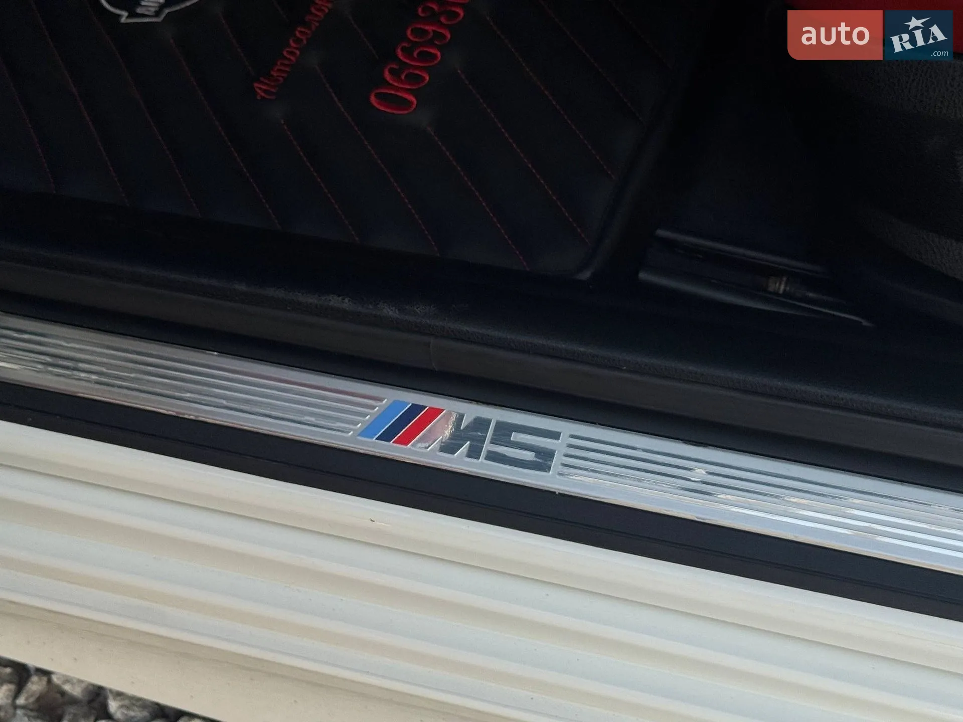 2012 BMW M5 - мініатюра 21