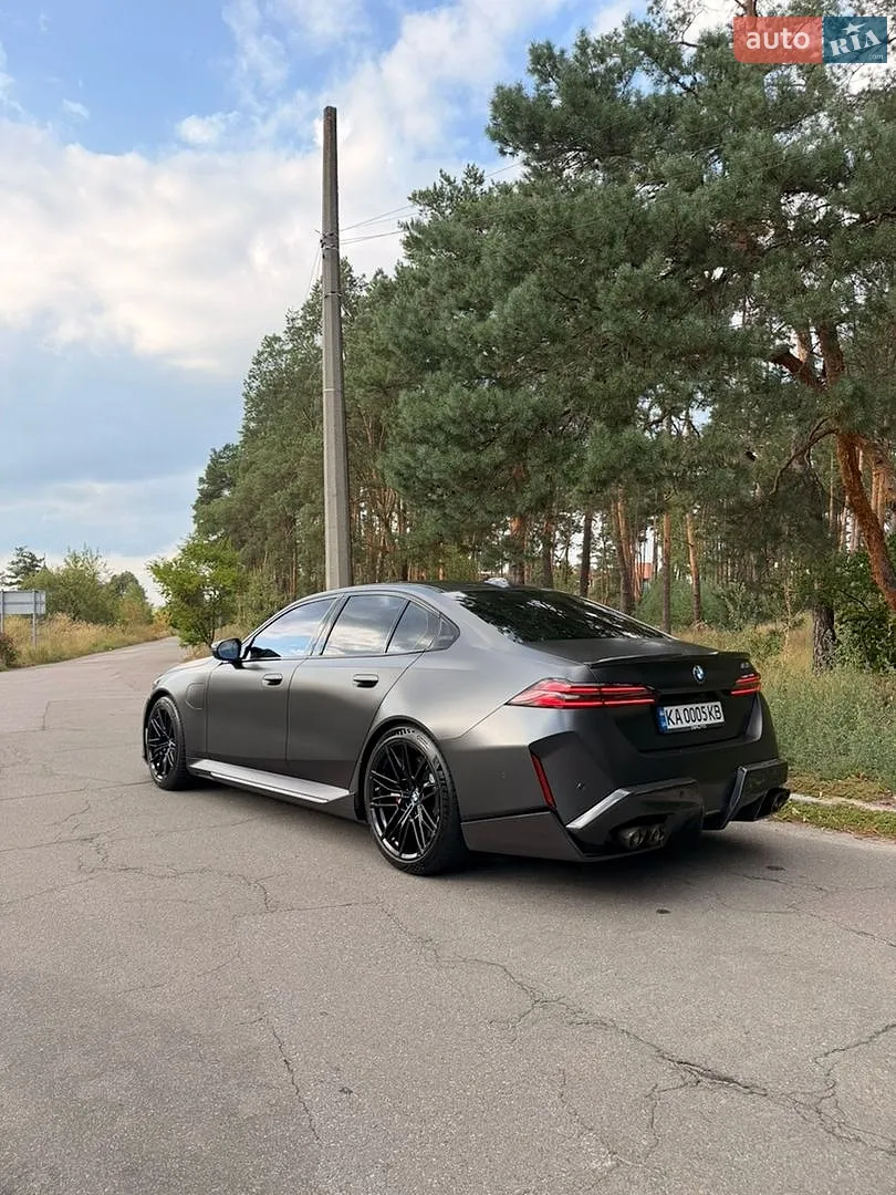 2025 BMW M5 - мініатюра 2