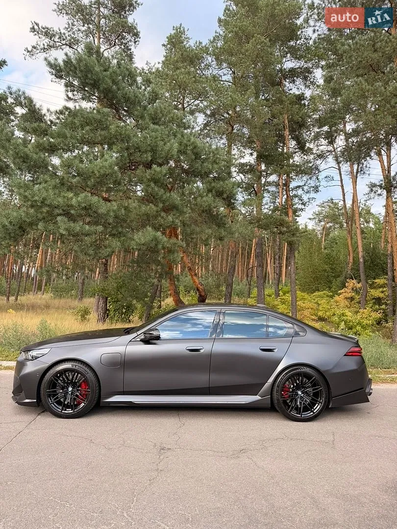 2025 BMW M5 - мініатюра 22