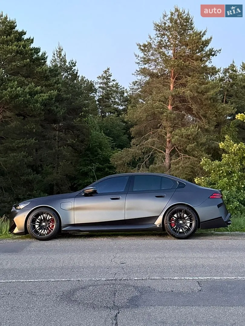 2025 BMW M5 - мініатюра 7