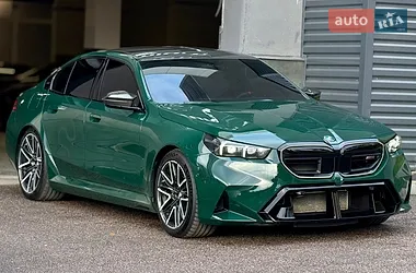 BMW M5 2025
