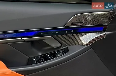BMW M5 2025
