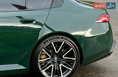 BMW M5 2025