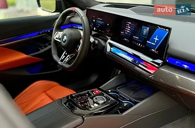 BMW M5 2025