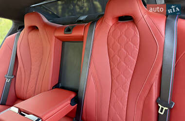 Купе BMW M8 Gran Coupe 2021 в 
