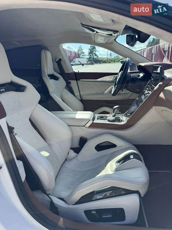 Купе BMW M8 Gran Coupe 2022 в Львові фото 17 Купе BMW M8 Gran Coupe 2022 в Львові