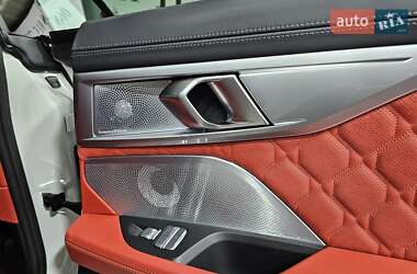 Купе BMW M8 Gran Coupe 2023 в 