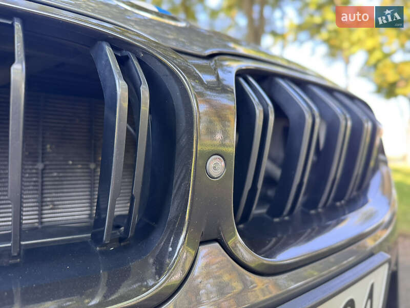 Купе BMW M8 Gran Coupe 2020 в Киеве