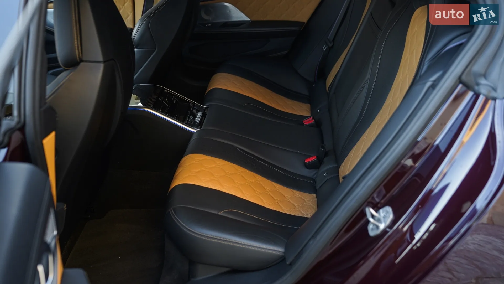 2021 BMW M8 - мініатюра 26