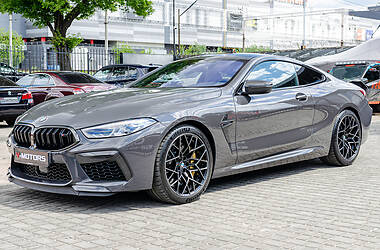Купе BMW M8 2020 в 