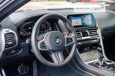Купе BMW M8 2020 в 