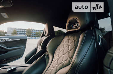 Купе BMW M8 2019 в 