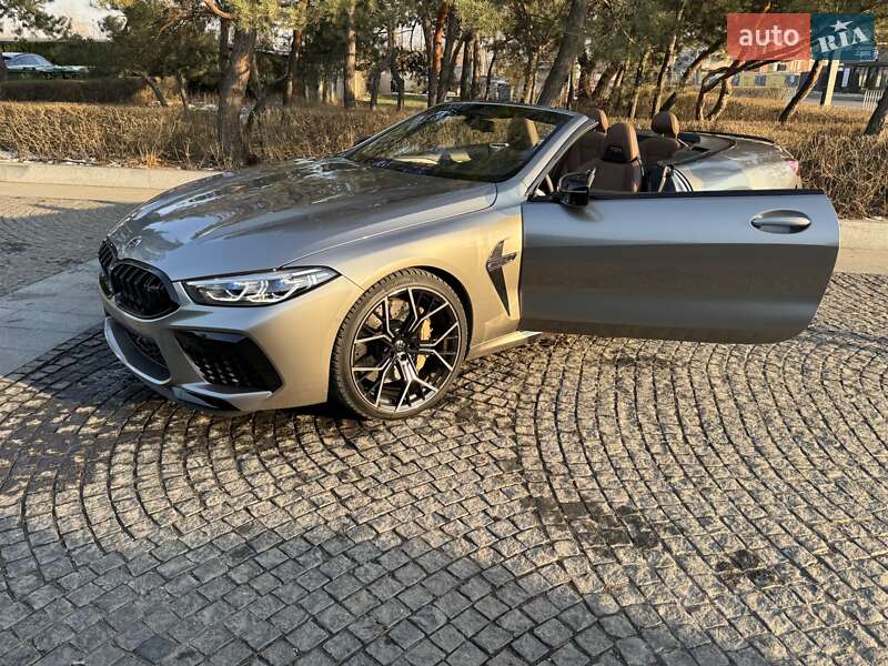 Кабриолет BMW M8 2021 в Днепре