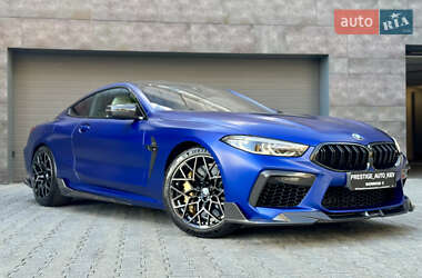 Купе BMW M8 2020 в 