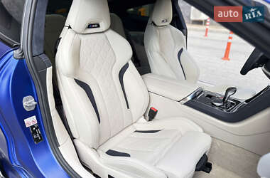 Купе BMW M8 2020 в 