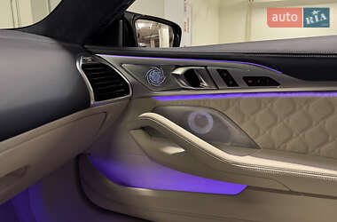 Купе BMW M8 2020 в 