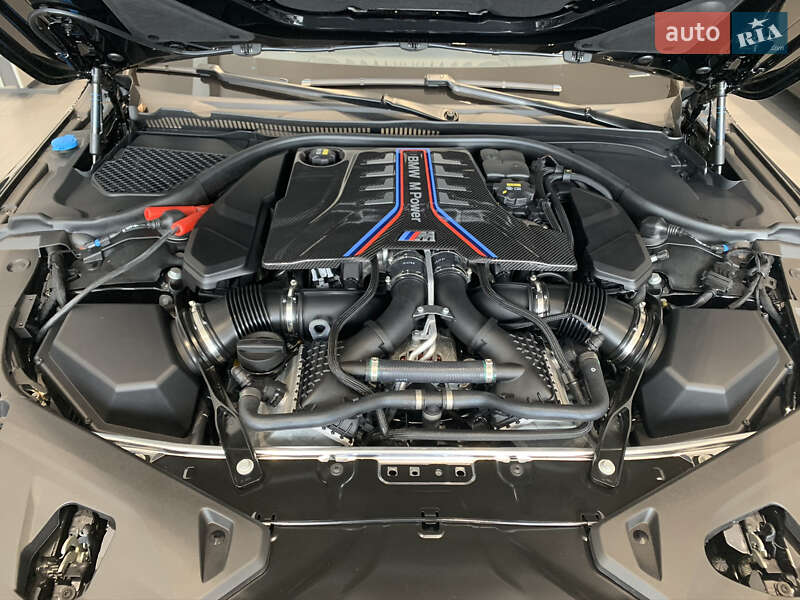 Купе BMW M8 2019 в Киеве фото 13 Купе BMW M8 2019 в Киеве